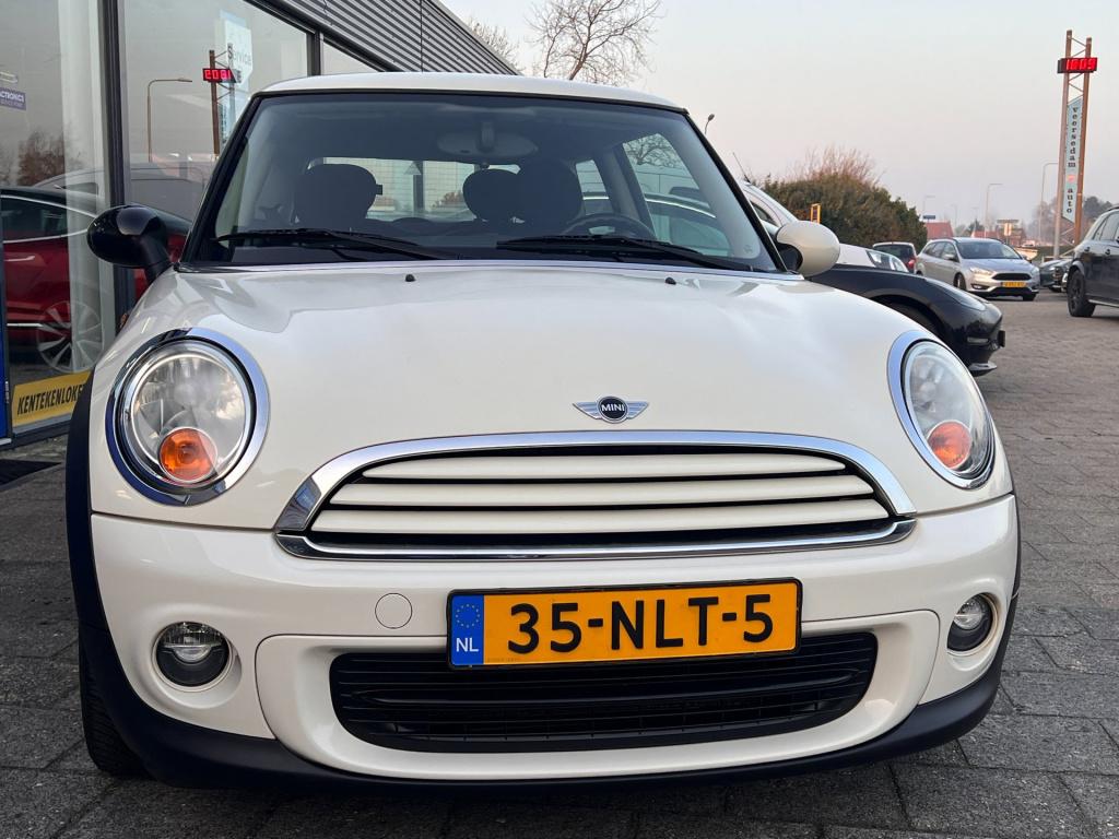 Mini One mini 1.6 minimalist business line, airco, lm-velgen enz.