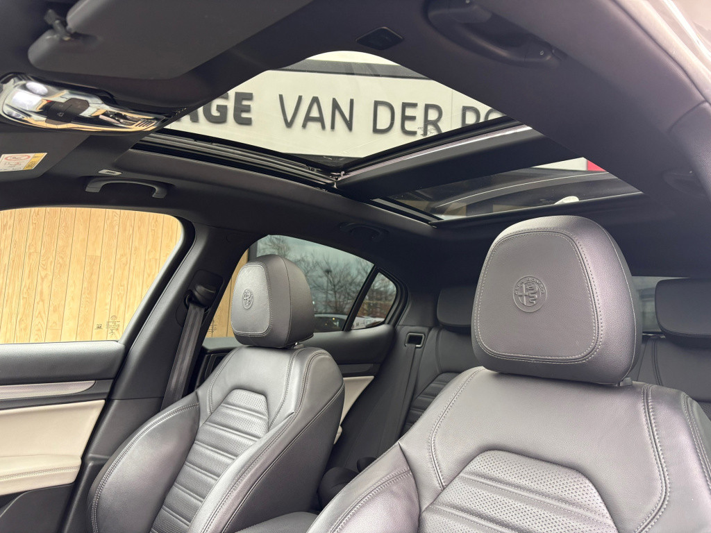 Alfa Romeo Stelvio 2.0 t awd veloce