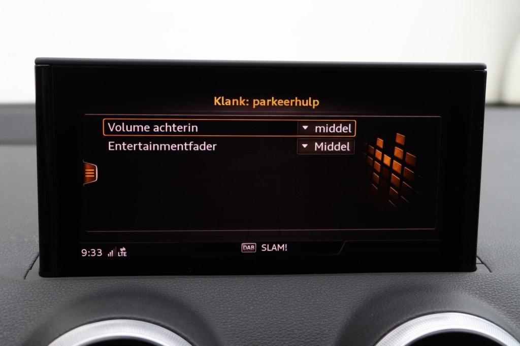 Audi Q2 35 tfsi advanced edition 150pk s-tronic zwart optiek
