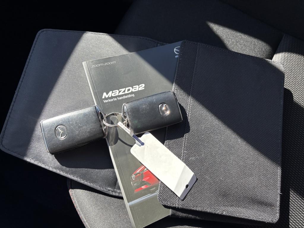 Mazda 2 1.5 e-sa-g homura carplay stuurverw. camera