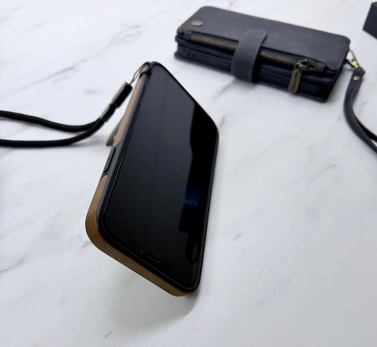 Een hele nette krasvrij! Iphone Apple 12 Pro - 256GB - Accessoires