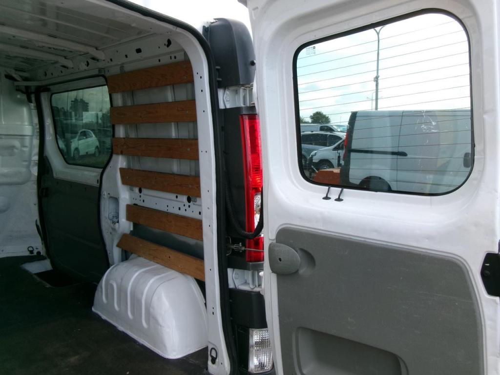 Renault Trafic 2.0 dci airco, navi, cruise-contr., pdc