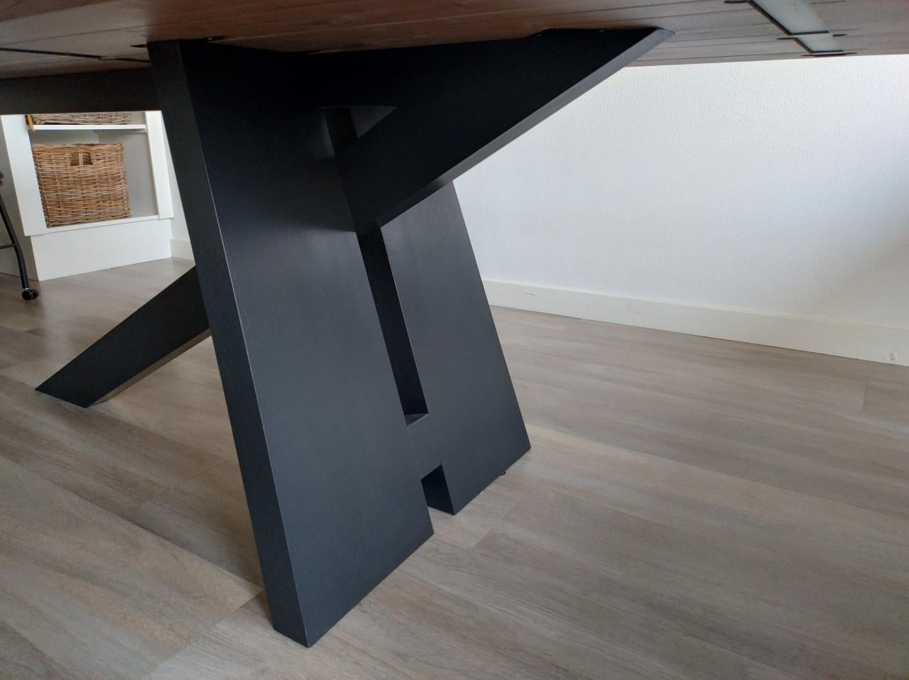 Prachtige, grote eetkamertafel 220 x 100 cm