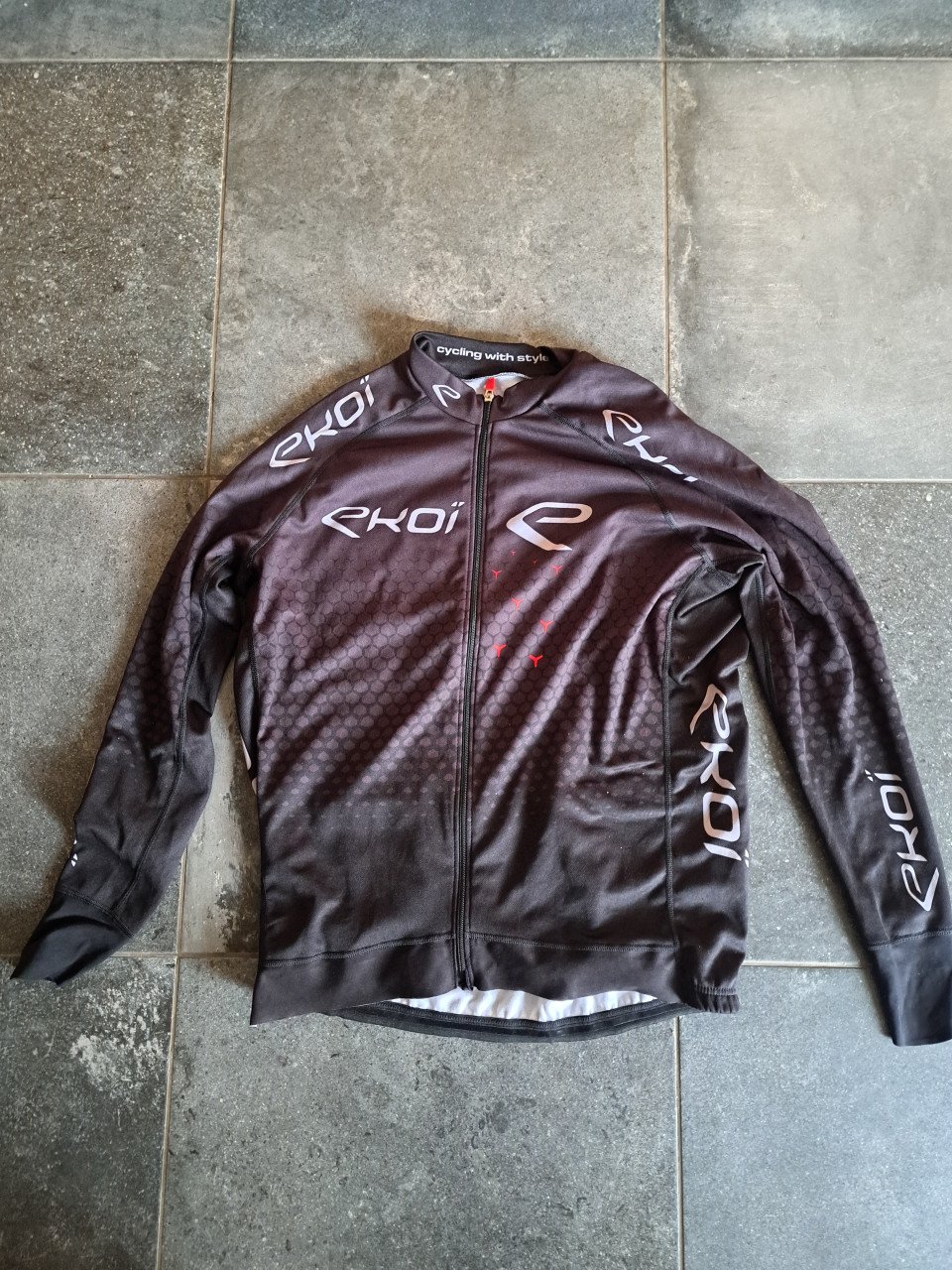 Ekoi fietskledingpakket zie foto's en omschrijving.