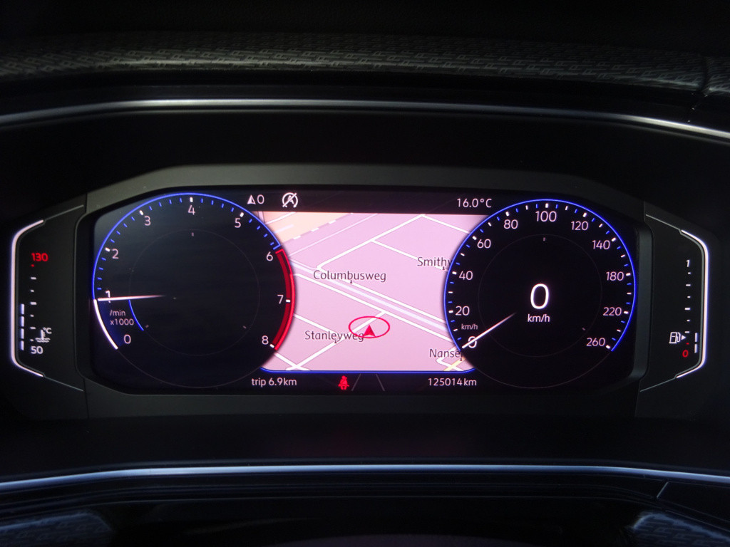 Volkswagen T-cross 1.0 tsi r-line virtual cockpit / camera / lm velgen / cl