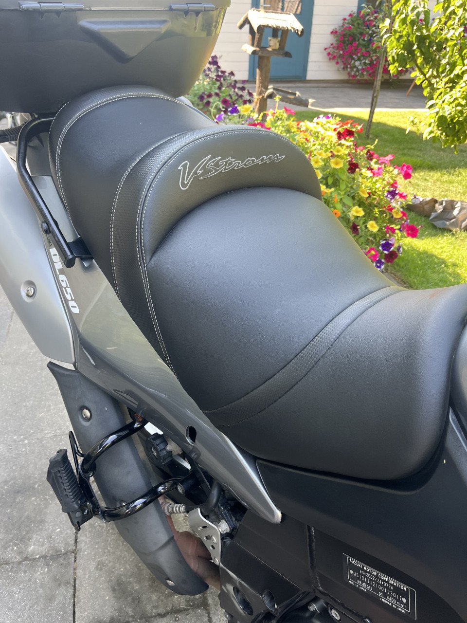 Suzuki V-Strom 650 2012  49000 km