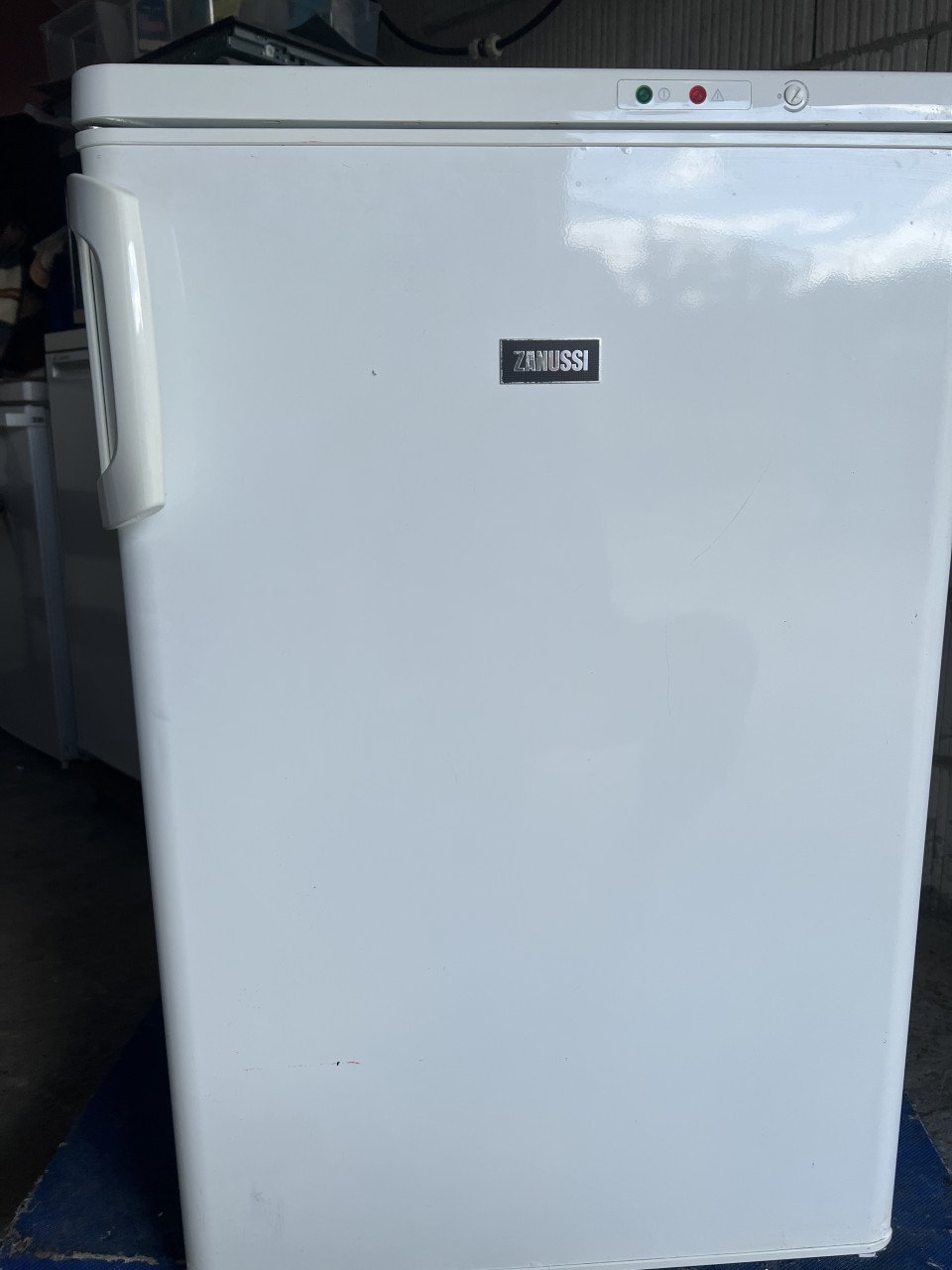 A+ klasse vrieskast 110 liter 85x55 cm. Als nieuw vriezer