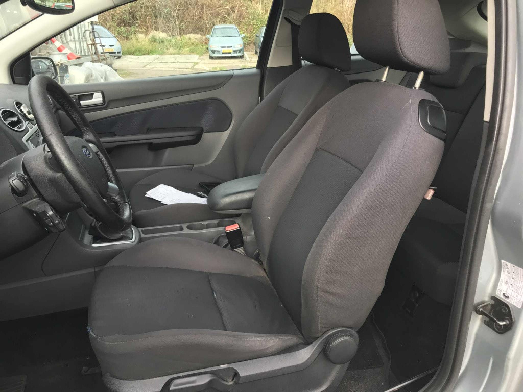 Ford Focus 1.6-16v first ed.