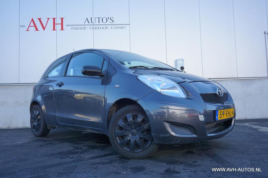 Toyota Yaris 1.0 vvti acces