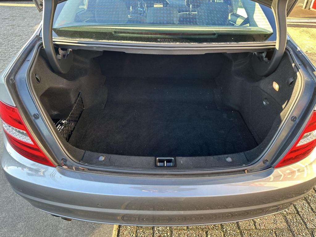 Mercedes-Benz C-Klasse 180 business class