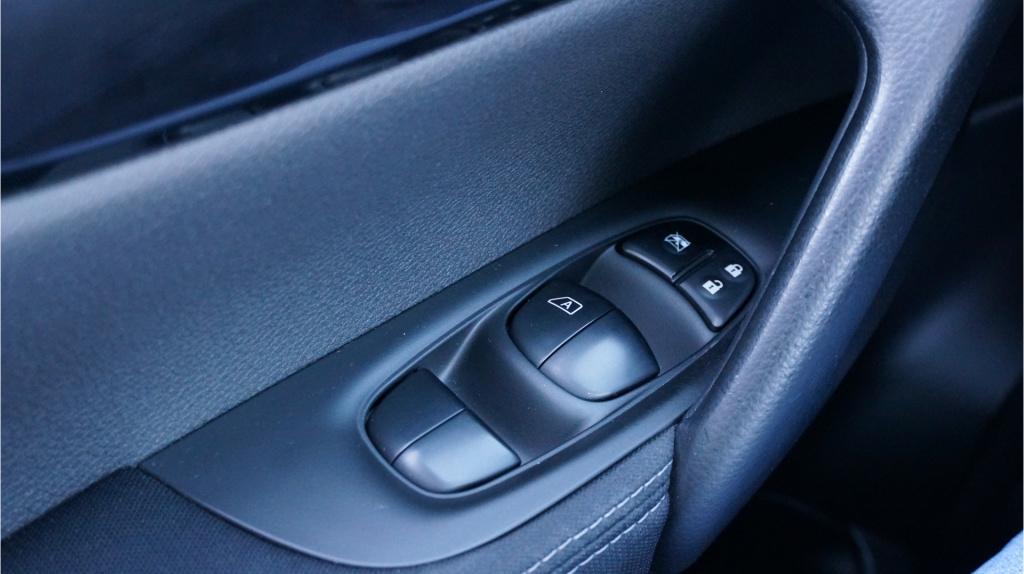 Nissan Qashqai 1.2 connect edition rijklaar incl garantie