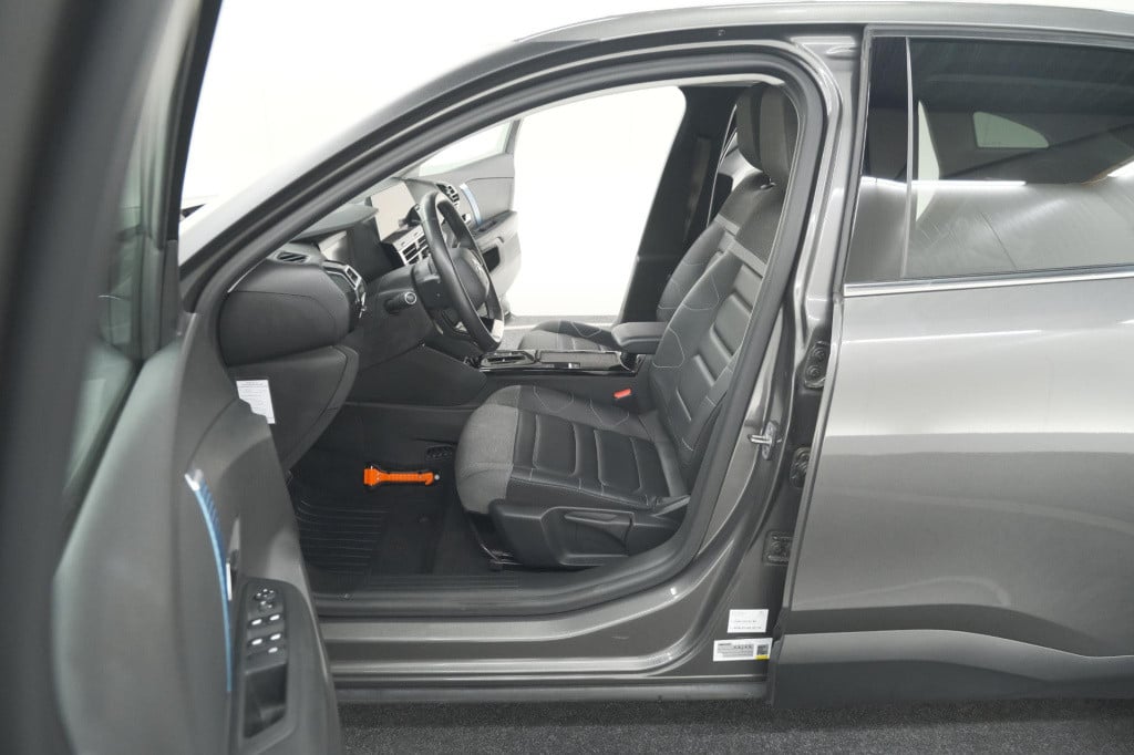 Citroen Ë-c4 shine 50 kwh | camera | pack winter | apple carplay | navigati