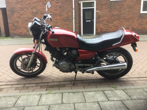 Yamaha motor TR1 (oldtimer)