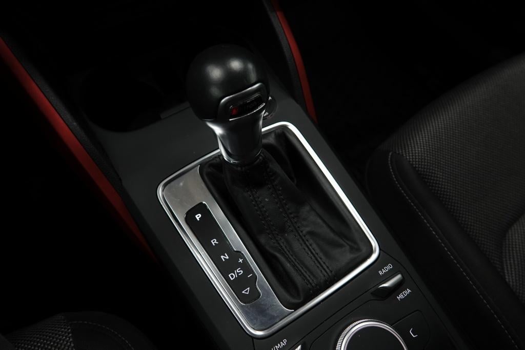 Audi Q2 1.4 tfsi | bluetooth | pdc | 19" |