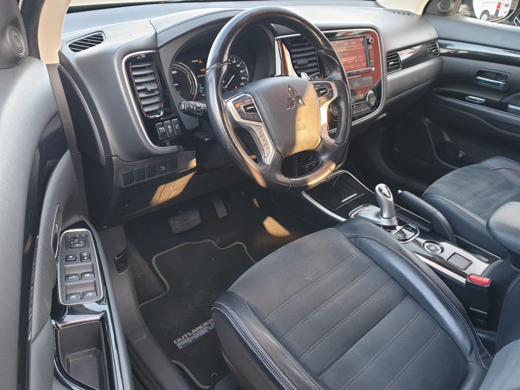 Mitsubishi Outlander 2.0 phev business edition