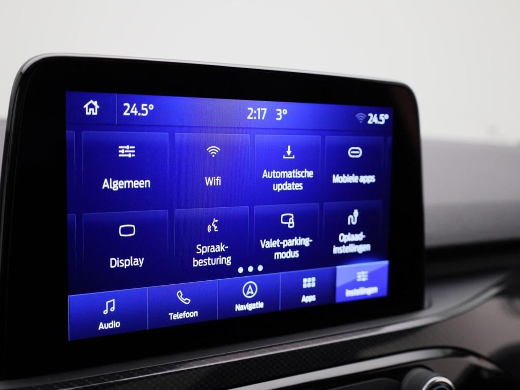 Ford Kuga 2.5 phev st-line x | panoramadak | trekhaak | winter pack | apple