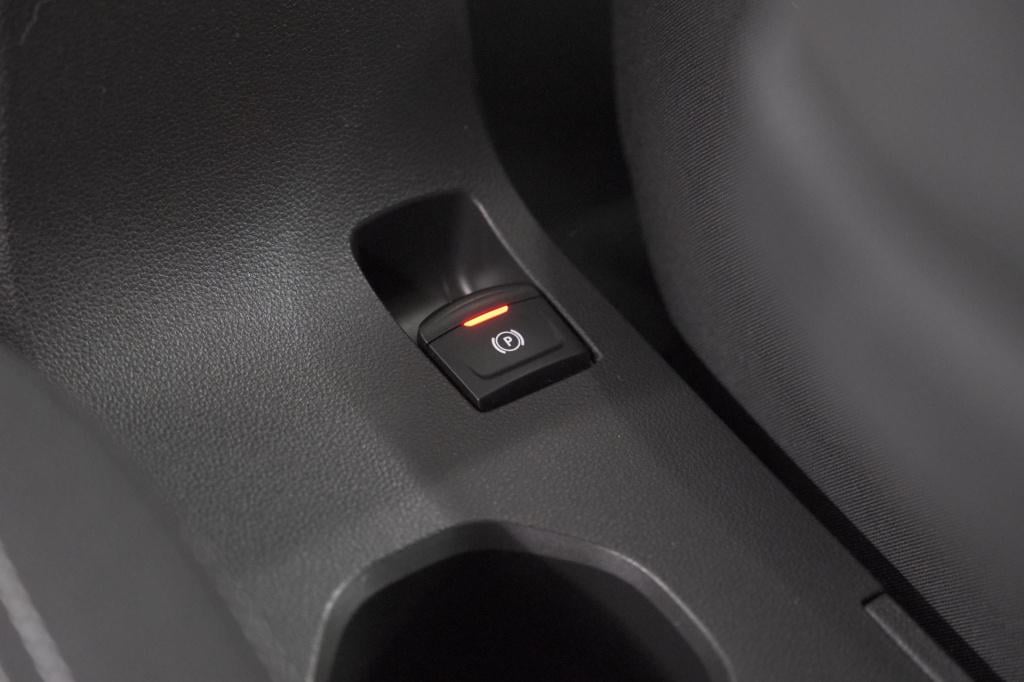 Dacia Jogger 1.6 hybrid 140 expression | 7 zitplaatsen | apple carplay | pa