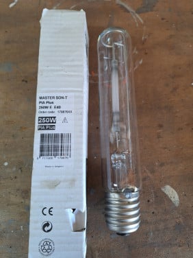 SON-T lampen GRATIS