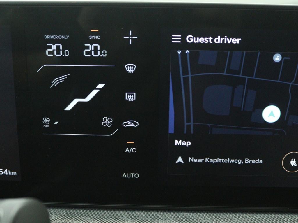 Kia Ev3 plus 81.4 kwh | trekhaak afneembaar | parkeercamera | stoel- en stu