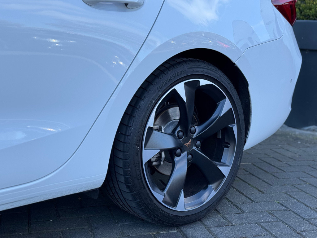 Cupra Leon Sportstourer 1.4 e-hybrid * phev * carplay * trekhaak * keyless