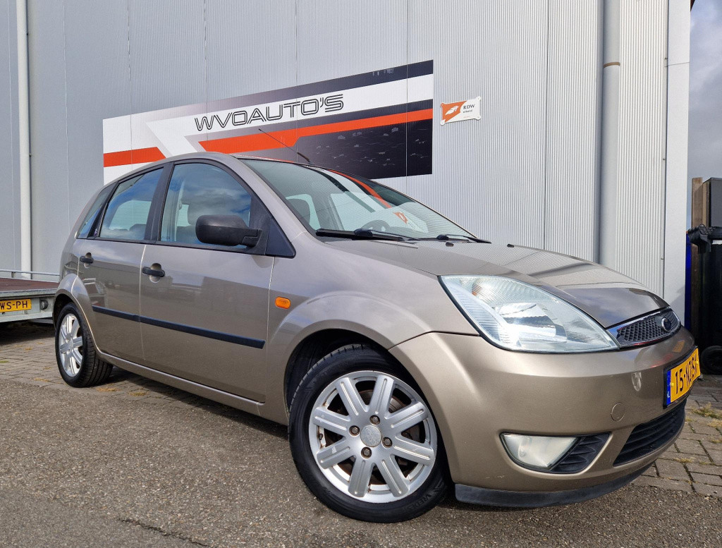 Ford Fiesta 1.6-16v ghia