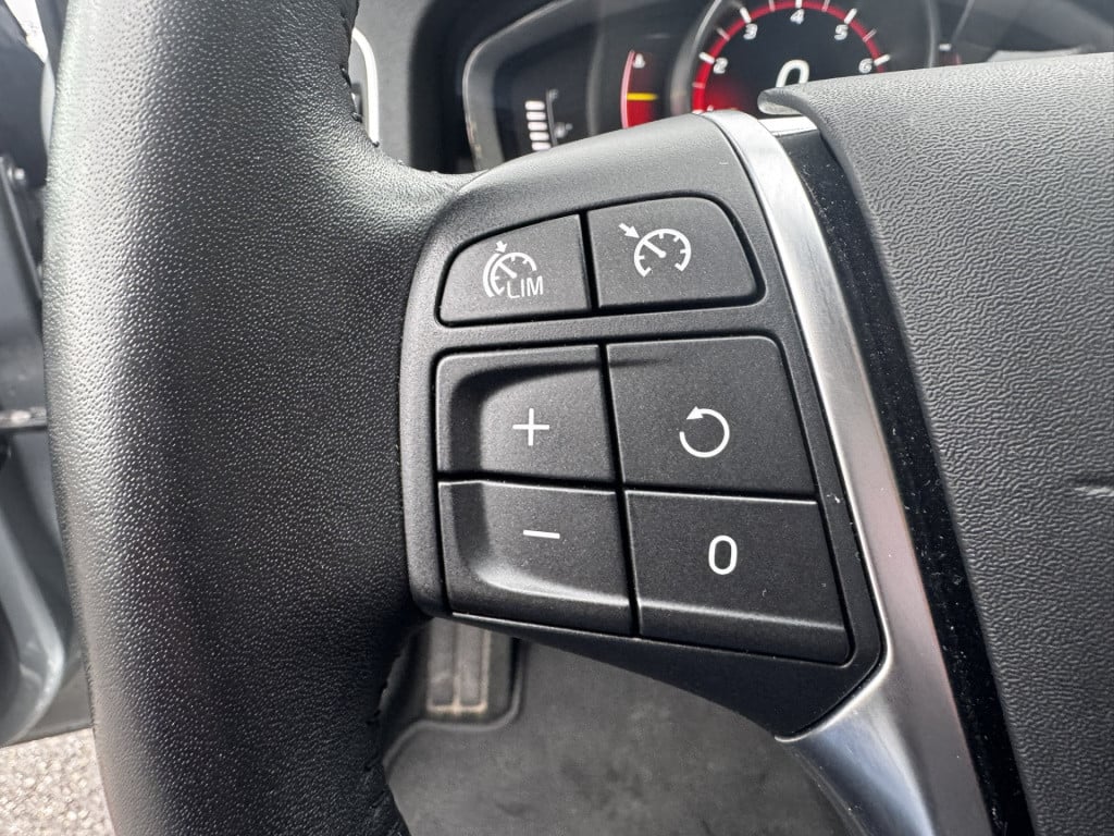 Volvo V60 cross country 2.0 t5 polar+ | 19" lmv | on-call | trekhaak