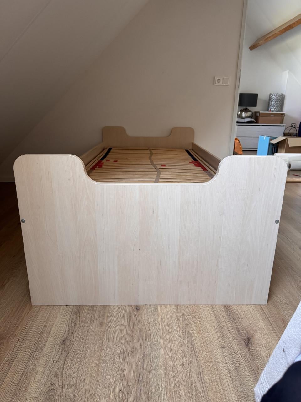1-persoonsbed met lattenbodem 90x200