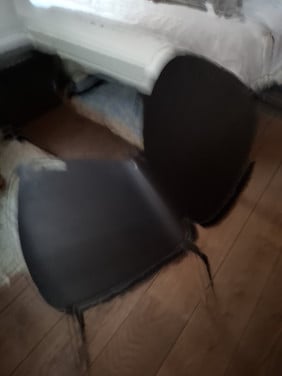 Tafel en stoelen
