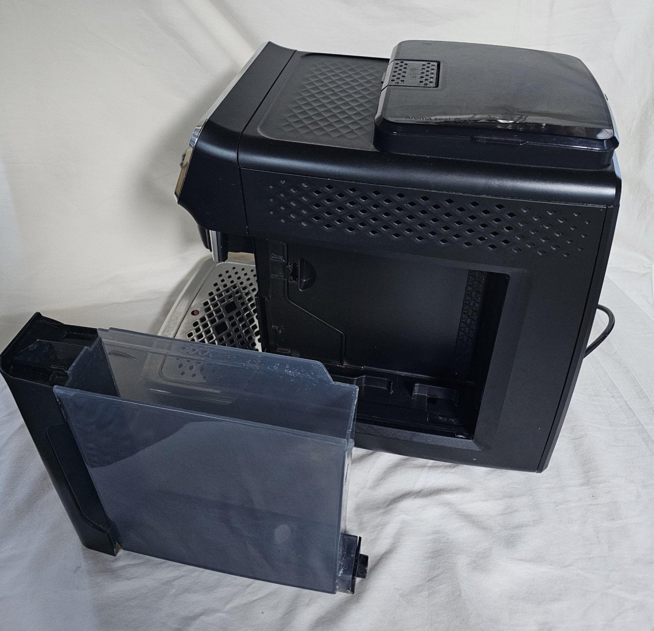 Philips 2200 serie volautomatische koffie machine.