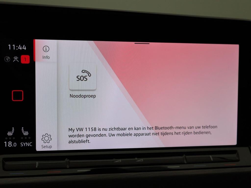 Volkswagen Golf 1.5 etsi style | automaat | panoramadak | apple carplay/ an