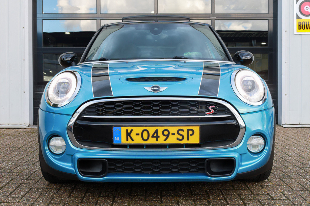 Mini Cooper mini 2.0 chili serious business pano i navipro i cam