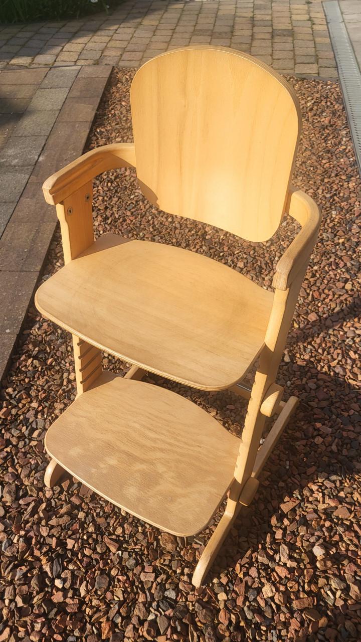 Kinderstoel (meegroei / verstelbaar)