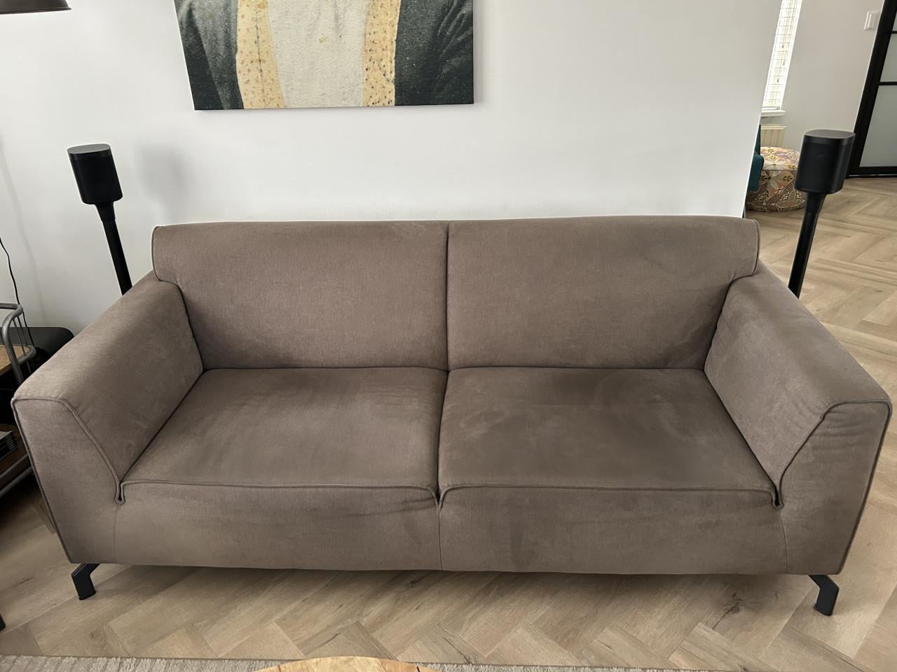 Henders & Hazel Novara 2 zits + 2,5 zits bank los of als set te koop