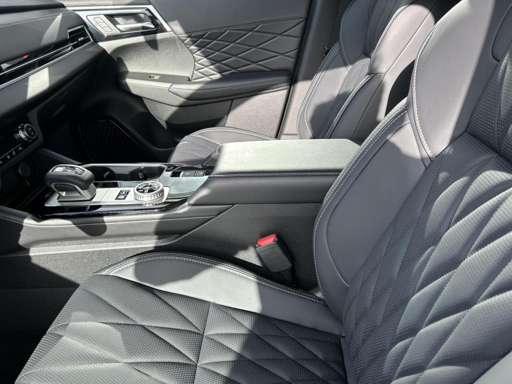 Mitsubishi Outlander 2.4 phev black edition