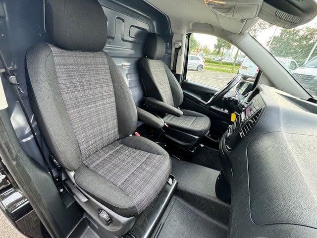 Mercedes-Benz Vito 114 cdi lang l trekhaak l becker map pilot l camera l le
