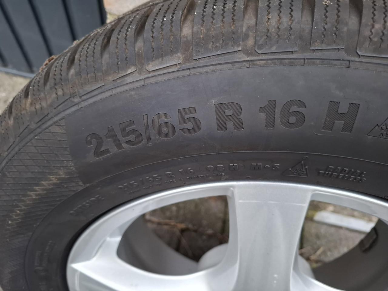 4 nette Ronal lichtmetalen wielen met goede winterbanden passend op div VW