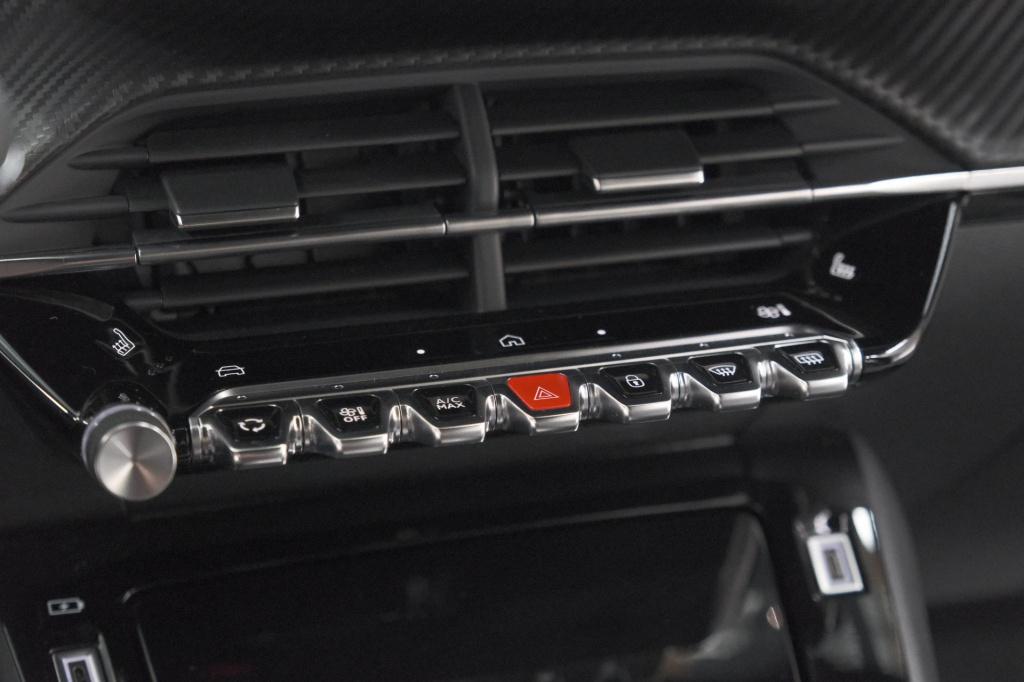 Peugeot 2008 puretech 130 eat8 allure | 360 camera | adaptieve cruise contr