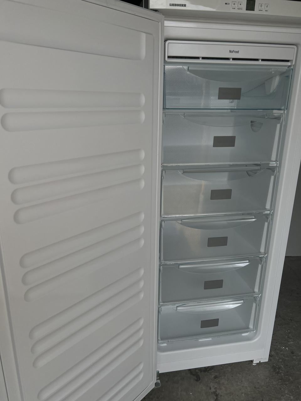 Liebherr NoFrost vrieskast 226 liter 145x61 cm. Klasse A++