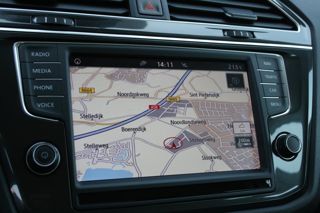 Volkswagen Tiguan 1.4 tsi r-line / connected series
