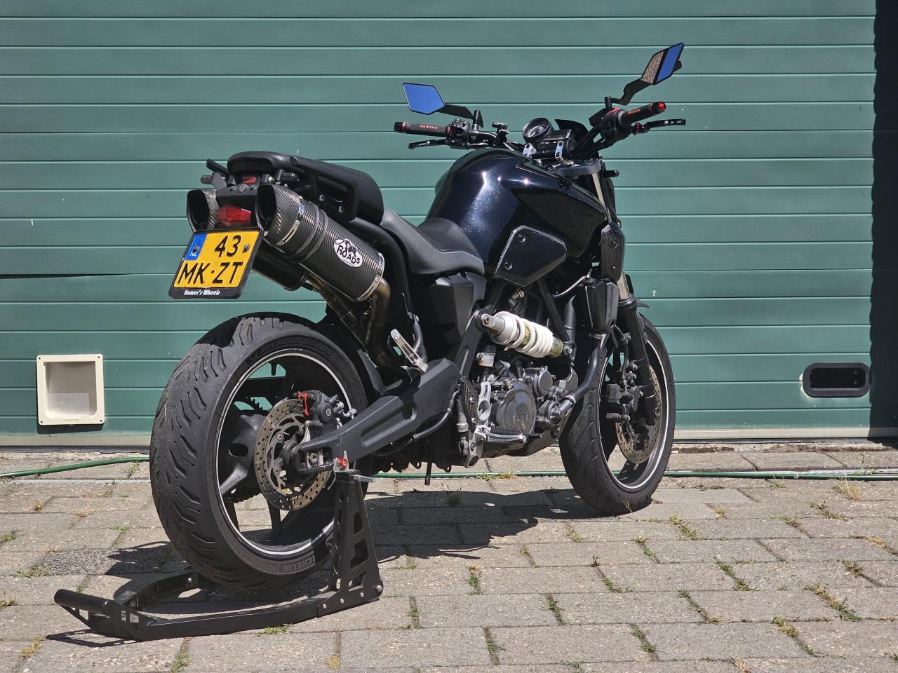 Yamaha MT-03 660cc 2009 - Veel carbon - Rijklaar - 35kW A2
