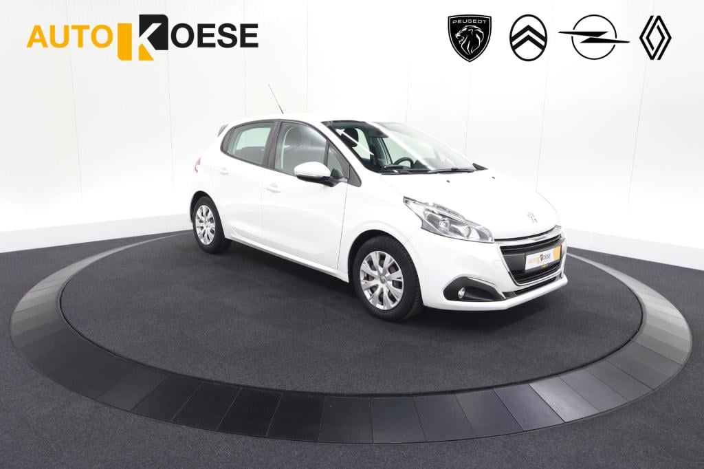 Peugeot 208 puretech 82 blue lion | apple carplay | parkeersensoren | navig