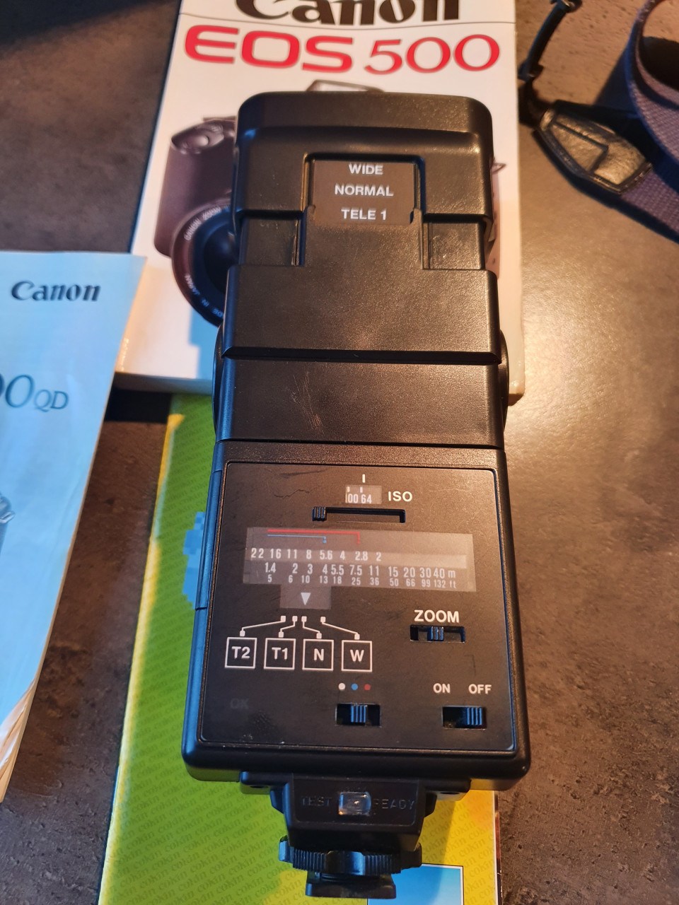 2 mooie vintage canon camera's EOS 500 en EOS 1000F in een koop....