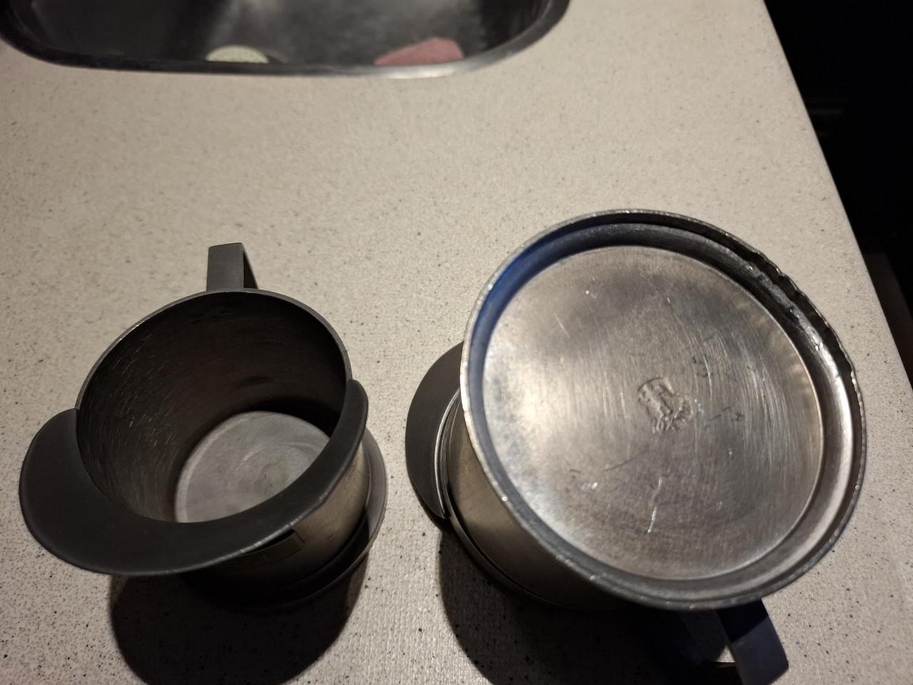 Antieke tinnen maatbekers set