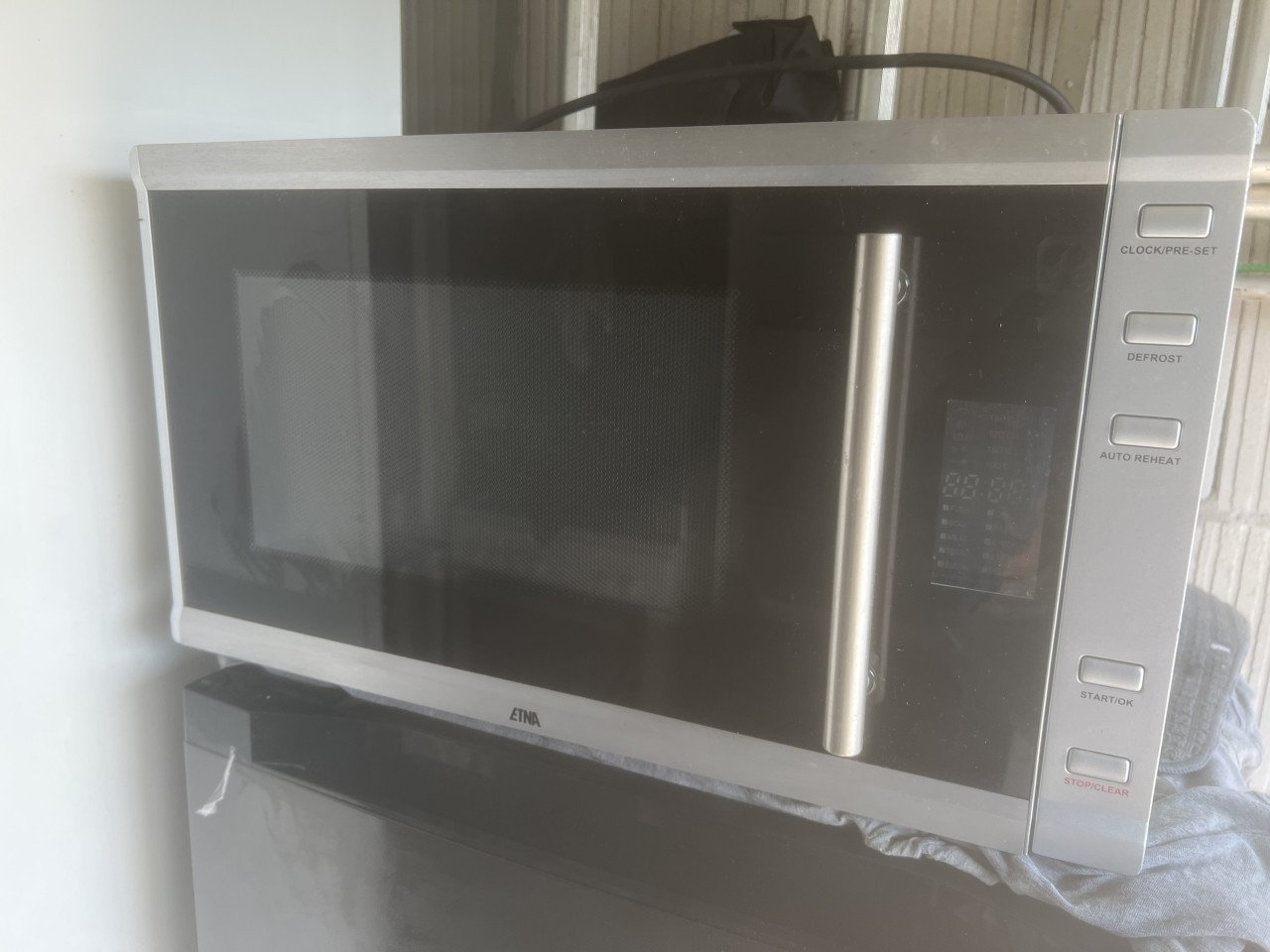 Combi Magnetron met oven en grill RVS vrijstaand  netjes en schoon