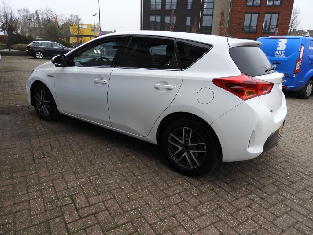 Toyota Auris 1.8 hybrid executive trekhaak