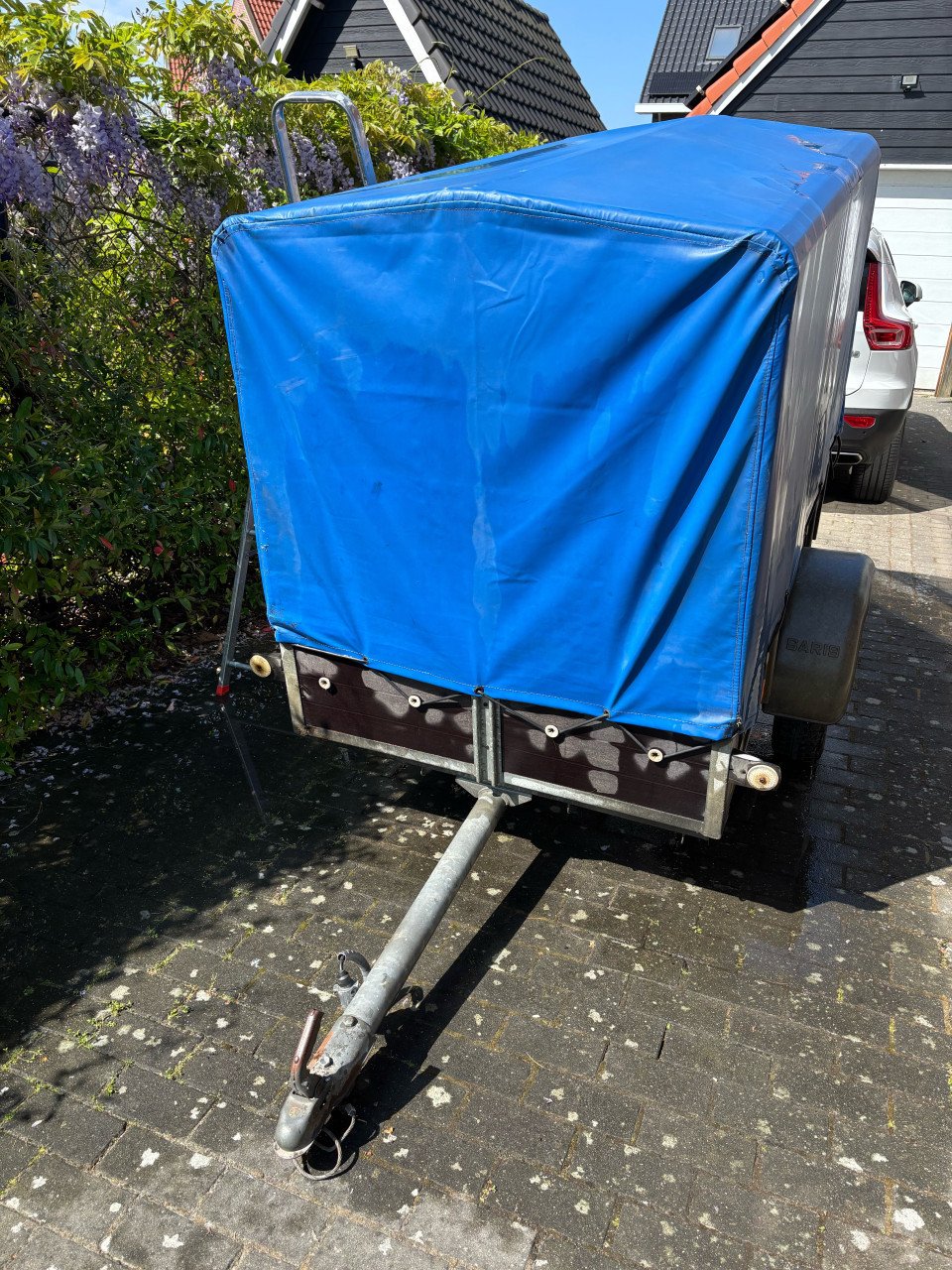 Mooie aanhanger met huif