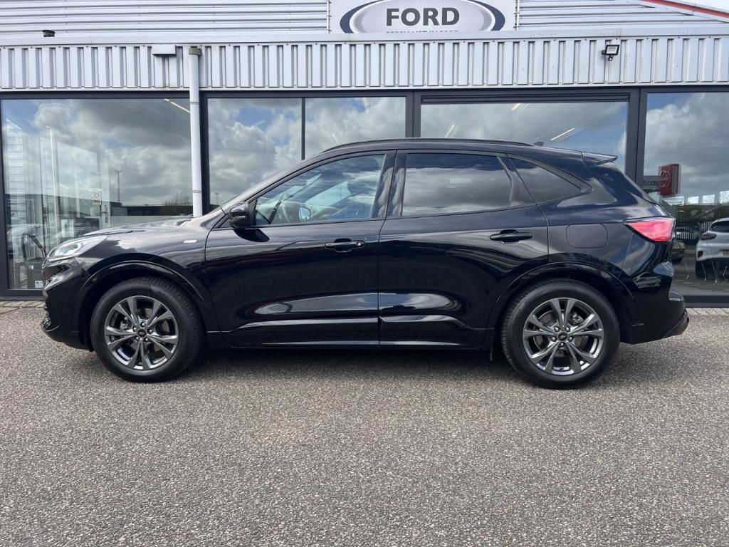 Ford Kuga 1.5 ecoboost 150pk 2wd st-line x voorruitverwarming , stoel en st