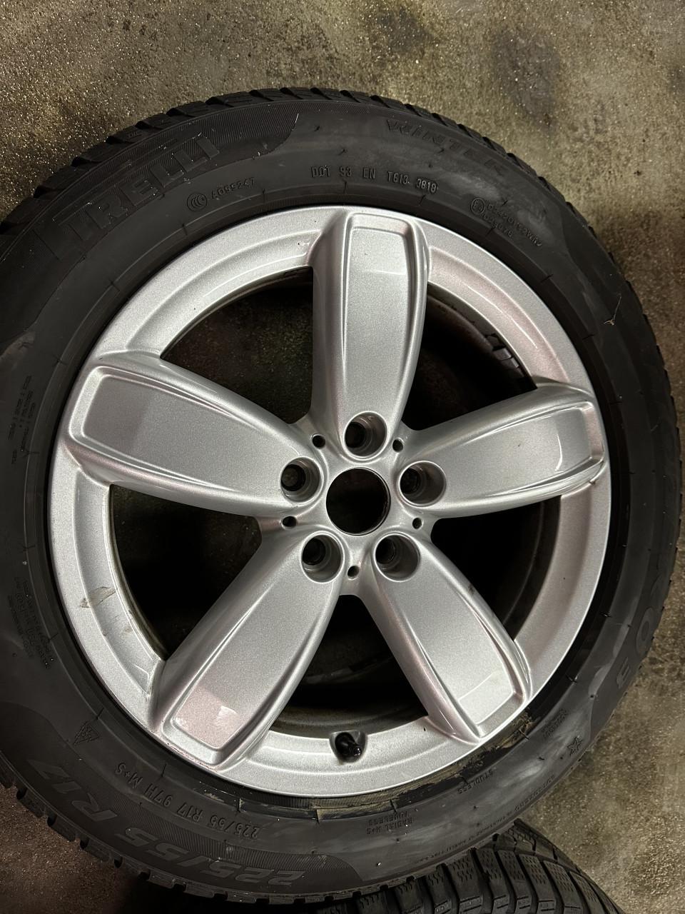 17 inch z.g.a.n. winterbanden met velgen Mini cooper countryman