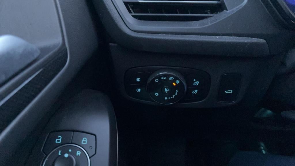 Ford Focus wagon 1.0 ecoboost hybrid st line x trekhaak - el. achterklep - 
