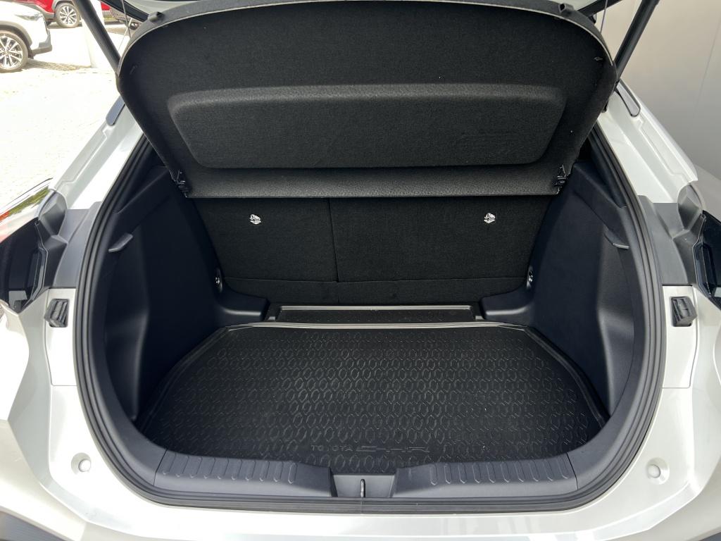 Toyota C-hr 1.8 hybr 140 first edition | nl auto | dealer onderhouden |